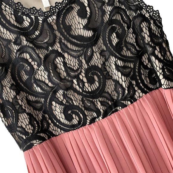 *NWT* PinkBlush Maternity Lace Top Pleated Chiffon Maxi Dress Black & Blush/Pink - Picture 8 of 13